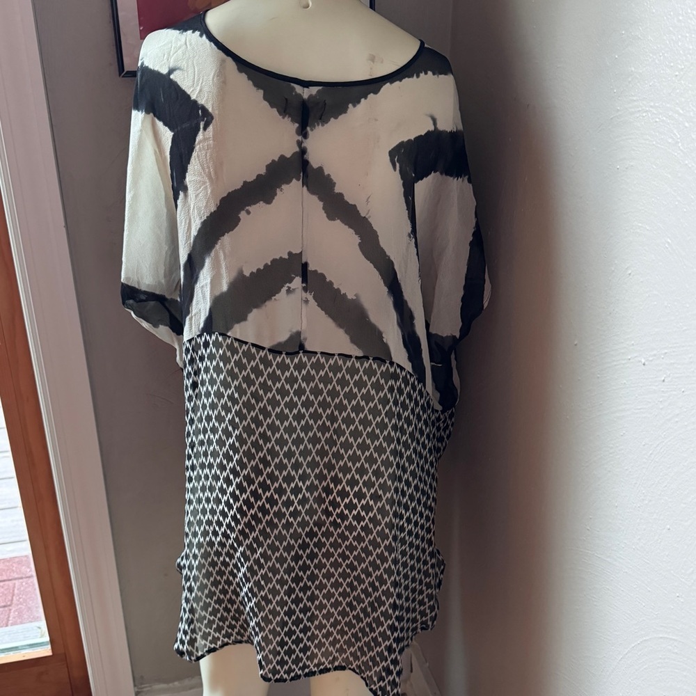 Rozae shrug - Picture 3 of 8